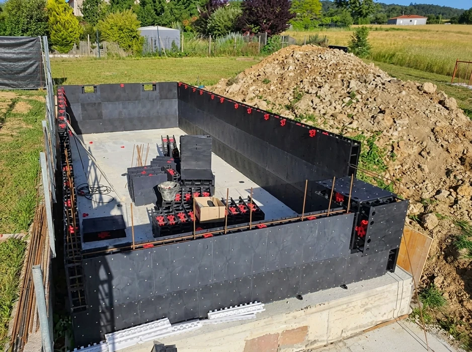 Chantier extérieur, vue aérienne d'une construction en cours